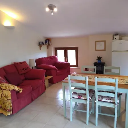 Casa Dei Pini アパート Montefalcone Appennino